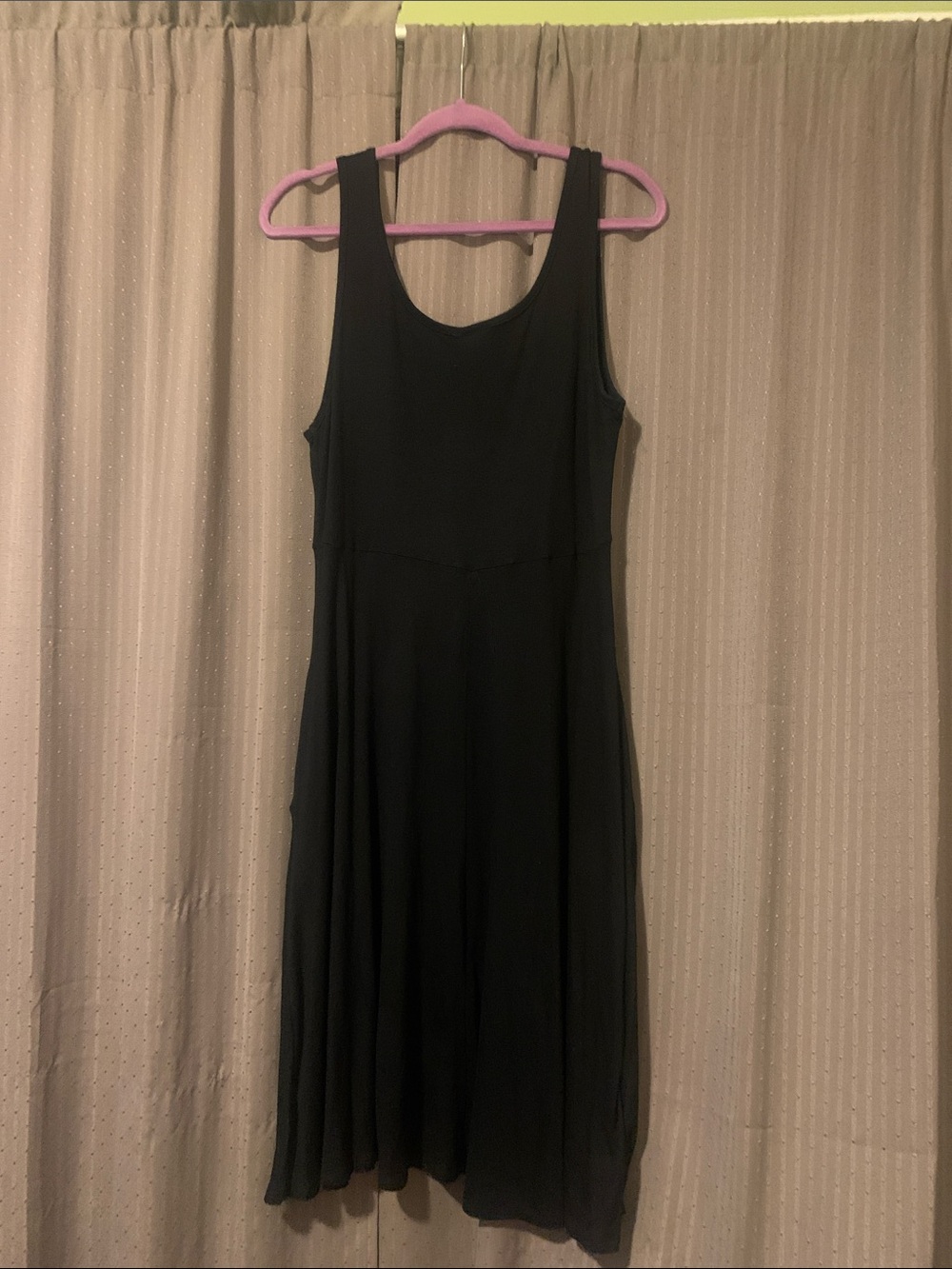 Classic Black Sleeveless Midi Dress - Timeless Everyday Style with pockets L